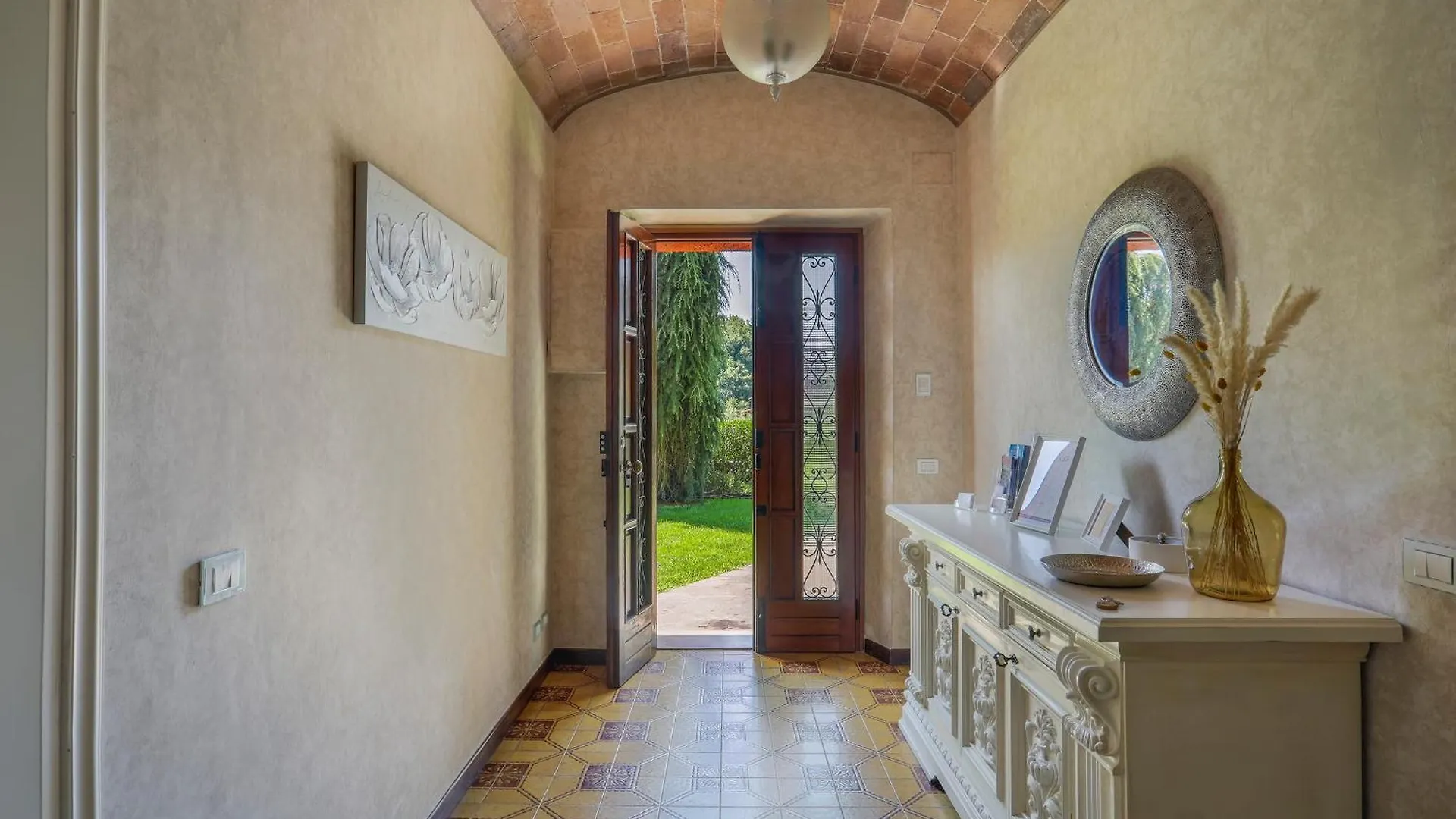 Villa Sissi Arliano 0*,