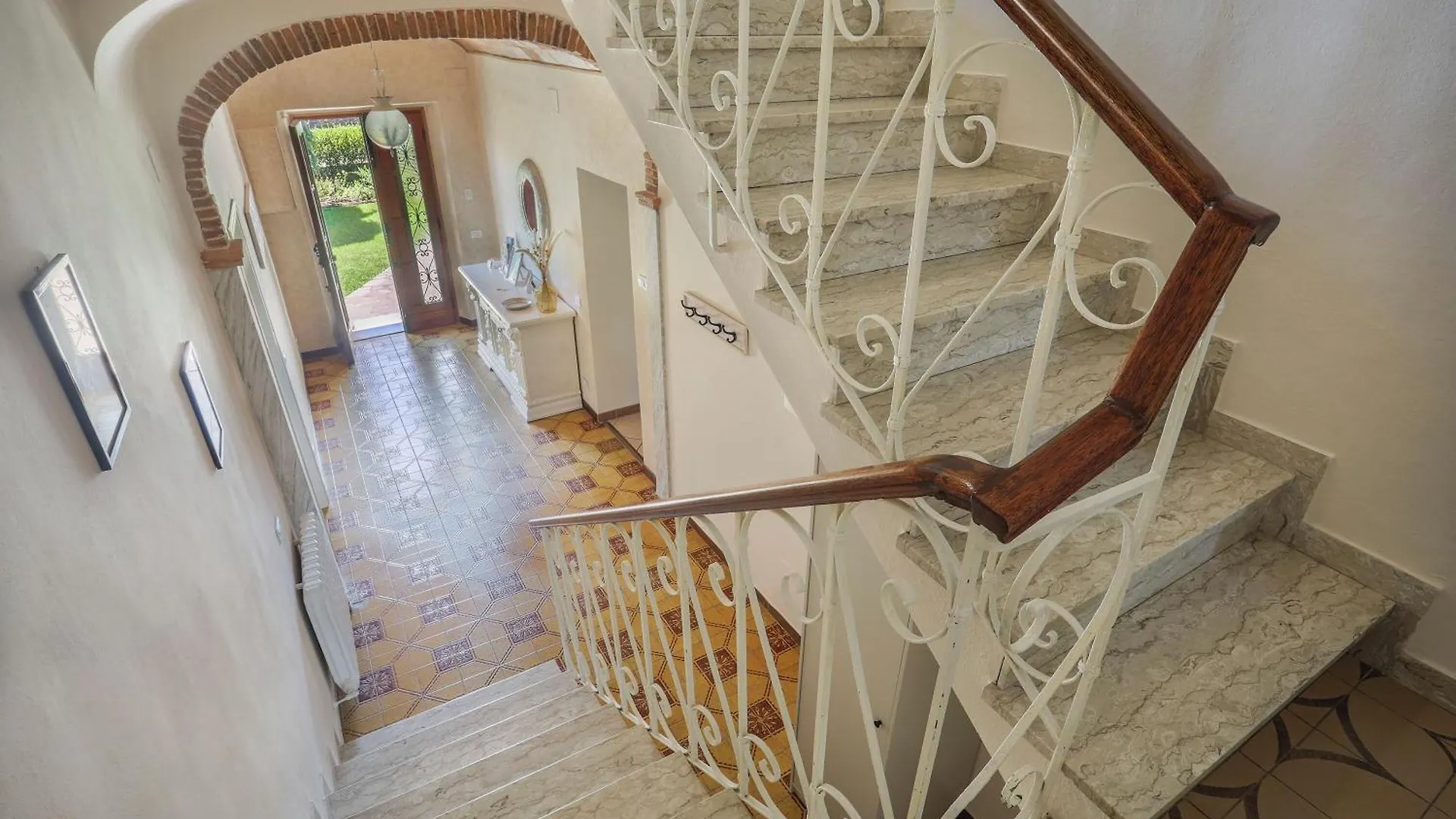 Villa Sissi Arliano 0*,  Italy